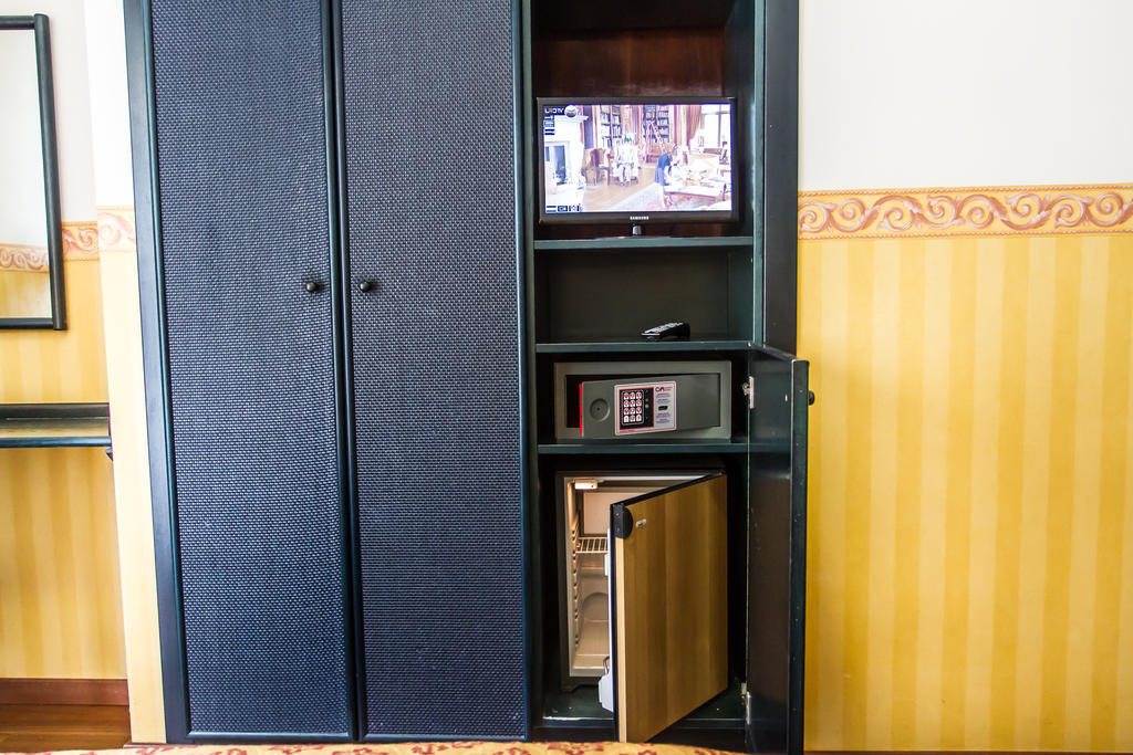Hotel Consul - Family Hotel Riccione Zimmer foto